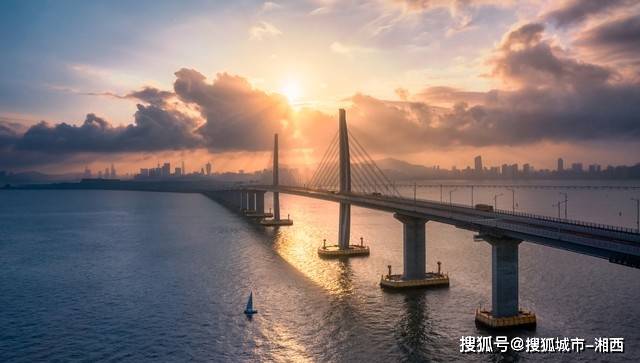 澳門三肖三碼精準(zhǔn)預(yù)測(cè)