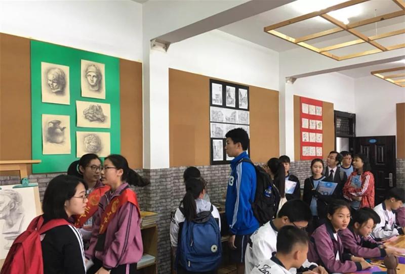 三中三澳門，探索與解析，三中三澳門，深度探索與解析