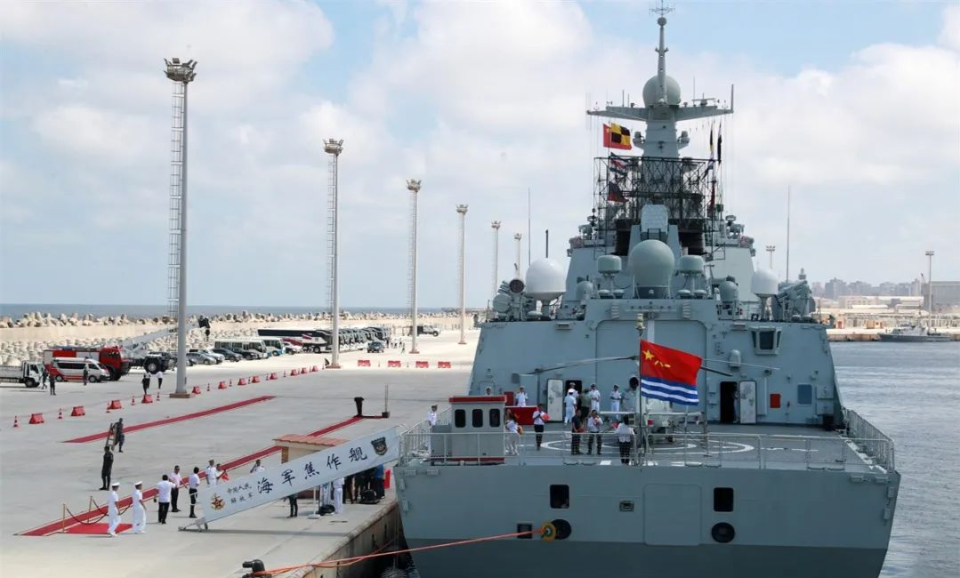 中國(guó)海軍112艦，展現(xiàn)大國(guó)海軍力量的重要標(biāo)志，中國(guó)海軍112艦，大國(guó)海軍力量的驕傲標(biāo)志