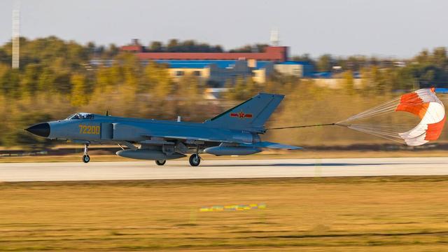 關(guān)于2022年殲-7還有多少架的探討，探討，殲-7戰(zhàn)機在2022年的數(shù)量概況