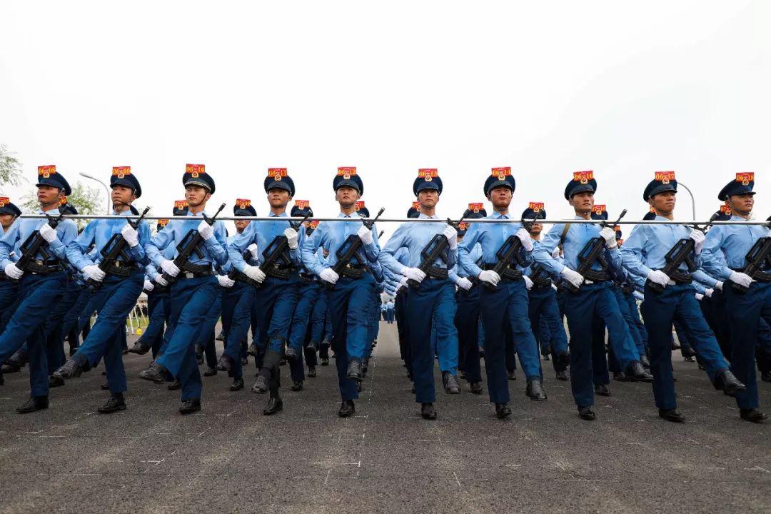 閱兵盛典，2019年的震撼與感動——我的觀后感，閱兵盛典的震撼與感動，我的觀后感回顧與展望（2019年）