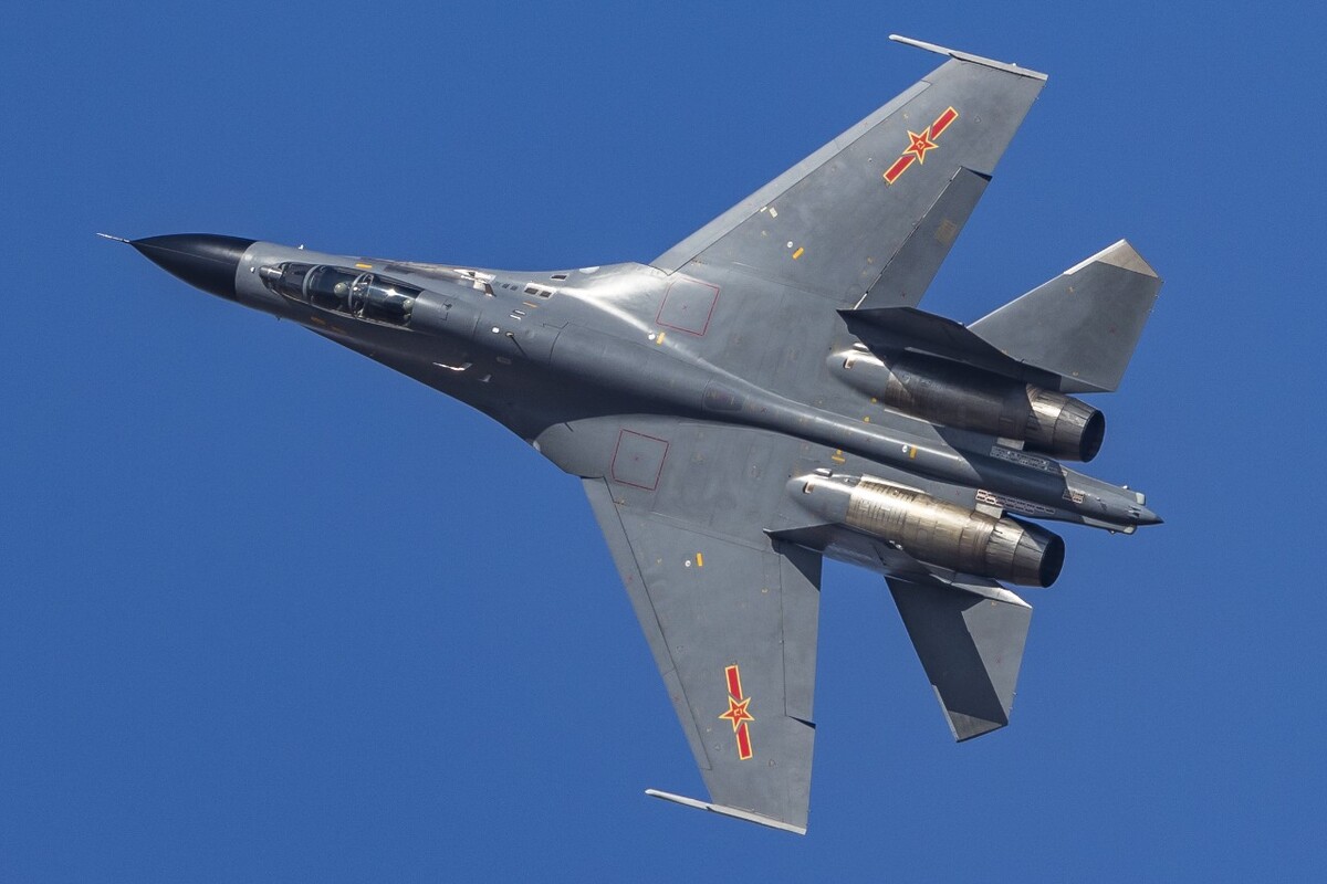 殲-11戰(zhàn)斗機(jī)深度解析資料，殲-11戰(zhàn)斗機(jī)深度解析與性能探討