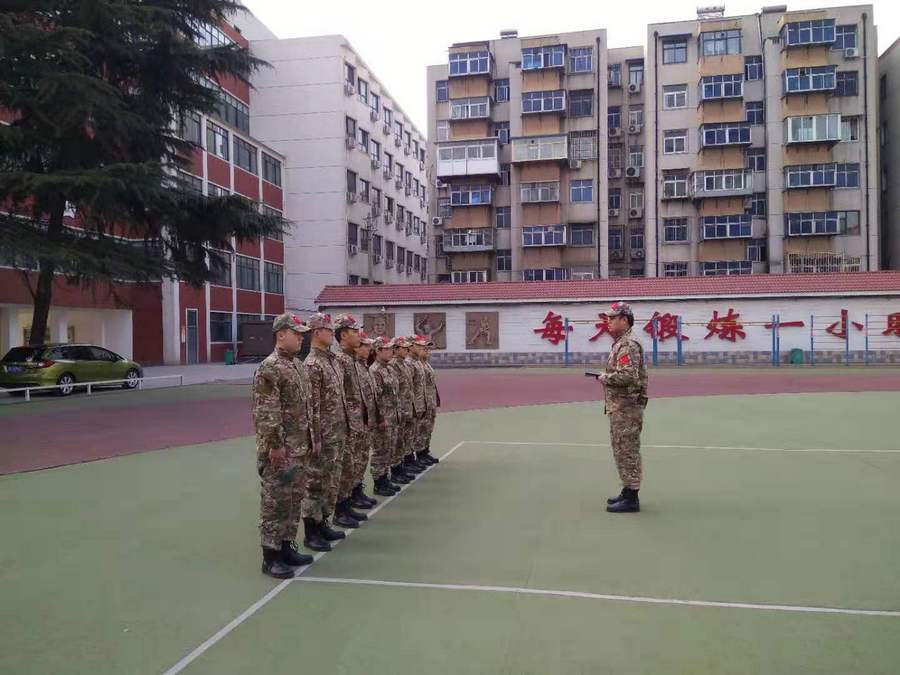 半軍事化管理學(xué)校，理念與實(shí)踐，半軍事化管理學(xué)校的理念與實(shí)踐探索
