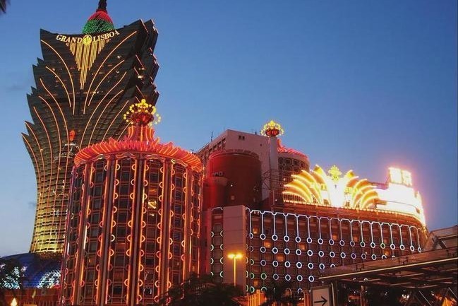 澳門(mén)鳳凰網(wǎng)三肖三準(zhǔn)，揭秘精準(zhǔn)預(yù)測(cè)背后的秘密，澳門(mén)鳳凰網(wǎng)三肖三準(zhǔn)揭秘精準(zhǔn)預(yù)測(cè)真相